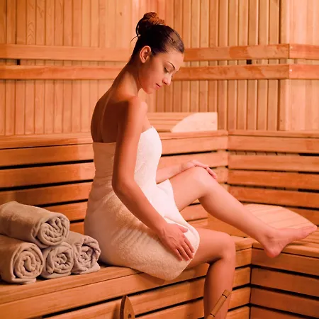 Amoria Secret Escape Woerthersee - Adults Only Wellness & Self Check-in 4* 克鲁彭多夫