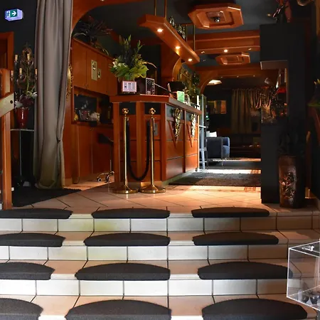 酒店 Amoria Secret Escape Woerthersee - Adults Only Wellness & Self Check-in 克鲁彭多夫