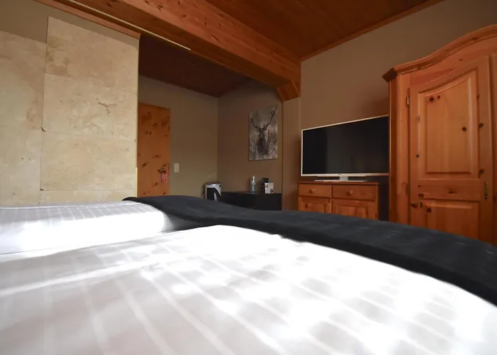 ホテル Amoria Secret Escape Woerthersee - Adults Only Wellness & Self Check-in 4*